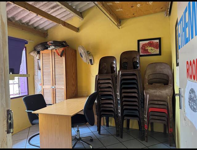 2 BEDROOM FREEHOLD FOR SALE IN MPOPHOMENI
